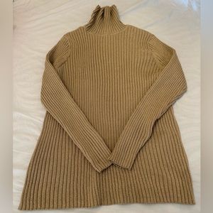 🛍️4/$15🛍️Sparkly Turtleneck Sweater